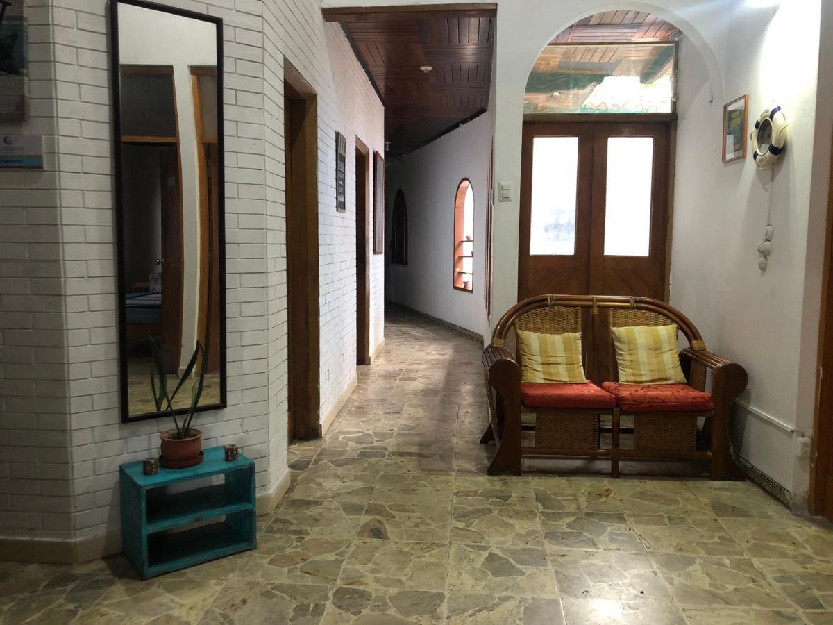 Poseidon Guest House อีกีโตส ภายนอก รูปภาพ