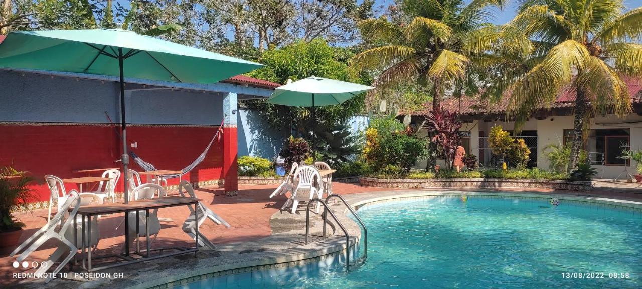 Poseidon Guest House อีกีโตส ภายนอก รูปภาพ