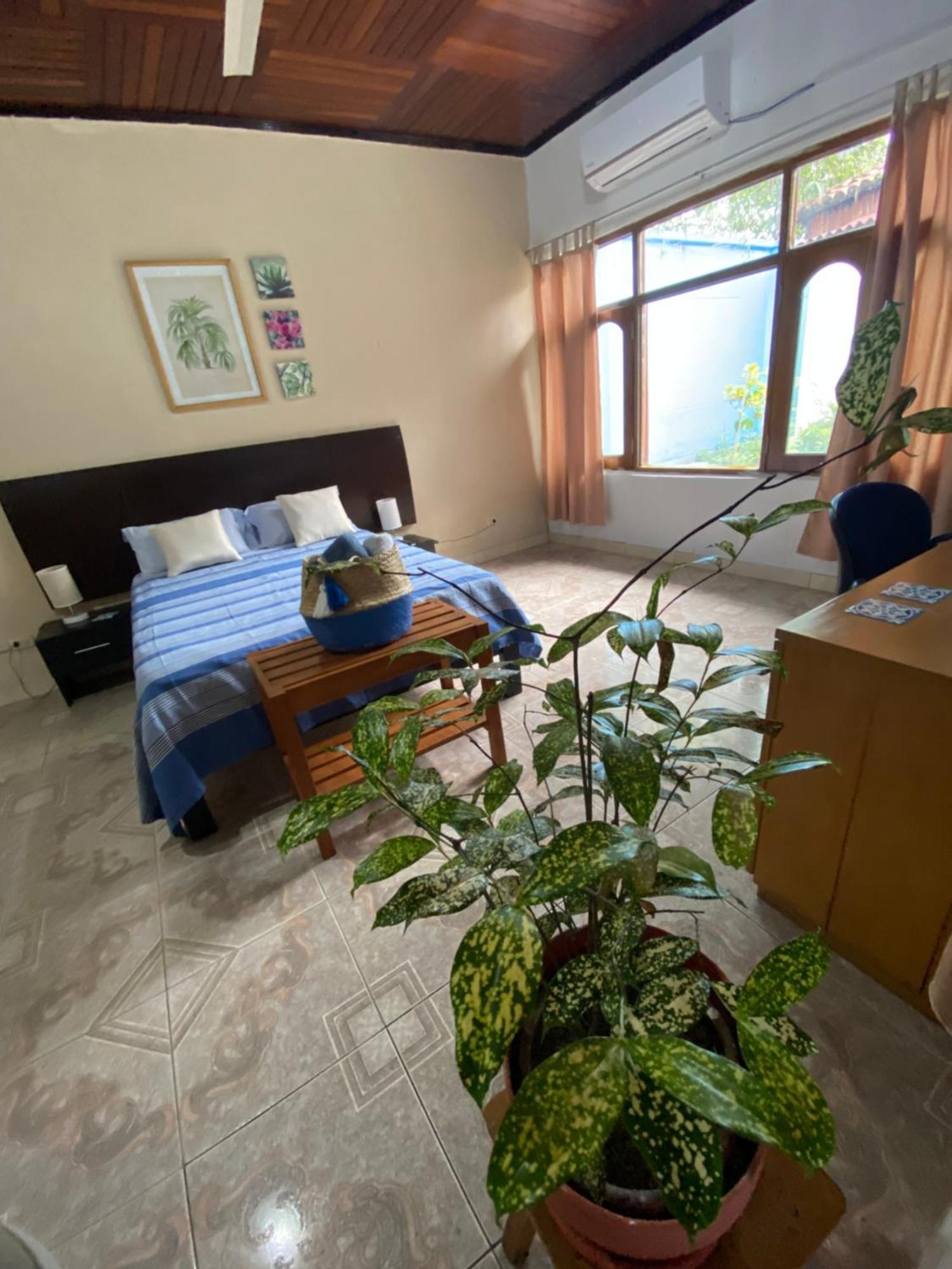 Poseidon Guest House อีกีโตส ภายนอก รูปภาพ